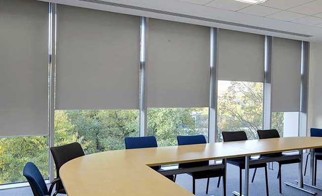 Lợi ích của rèm cuồn chống nắng