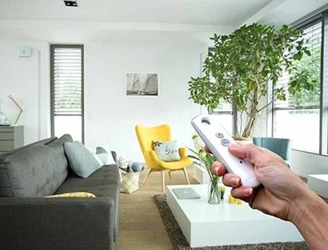 Rèm cửa sổ tự động