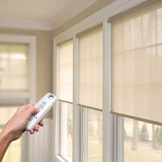 Rèm cửa cuốn điều khiển từ xa
