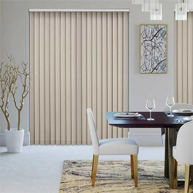 Rèm lá dọc phòng ăn đơn giản hiện đại
