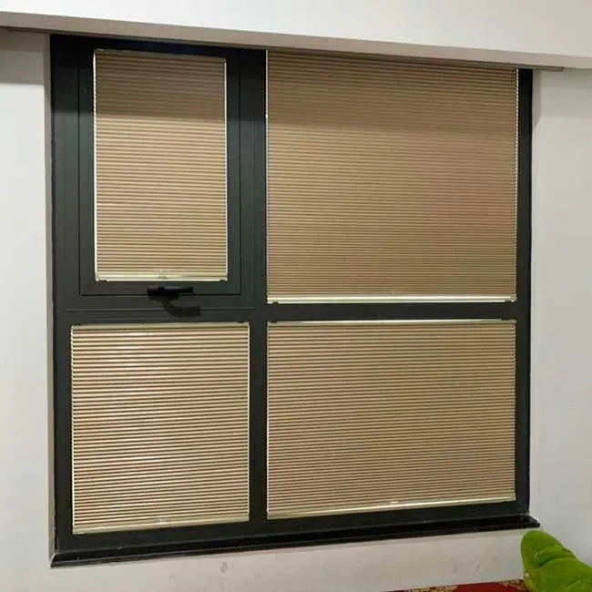 Rèm tổ ong hệ gắn trên kính 30mm gọn gàng tiện lợi